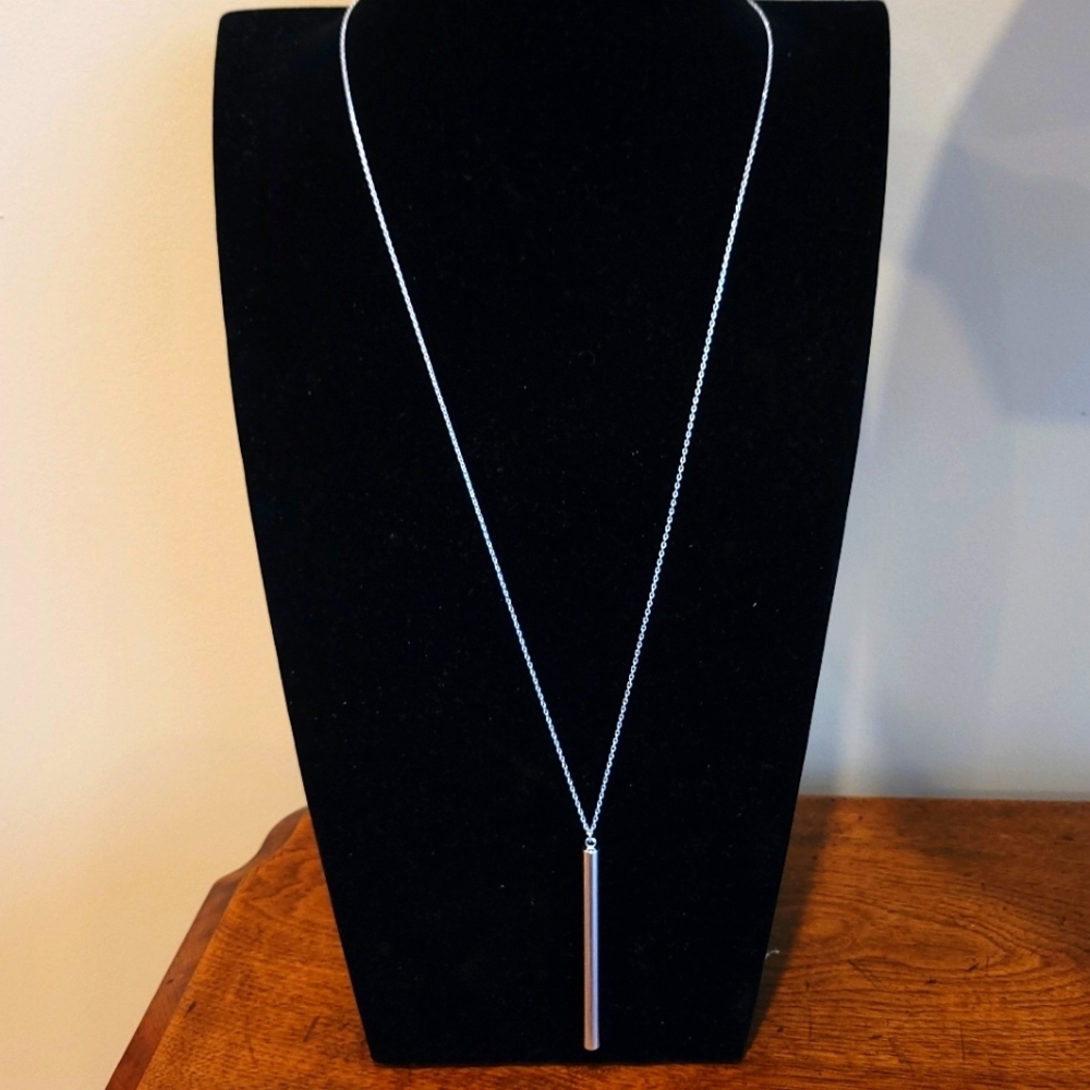 Silver Bar Pendant Necklace - Women